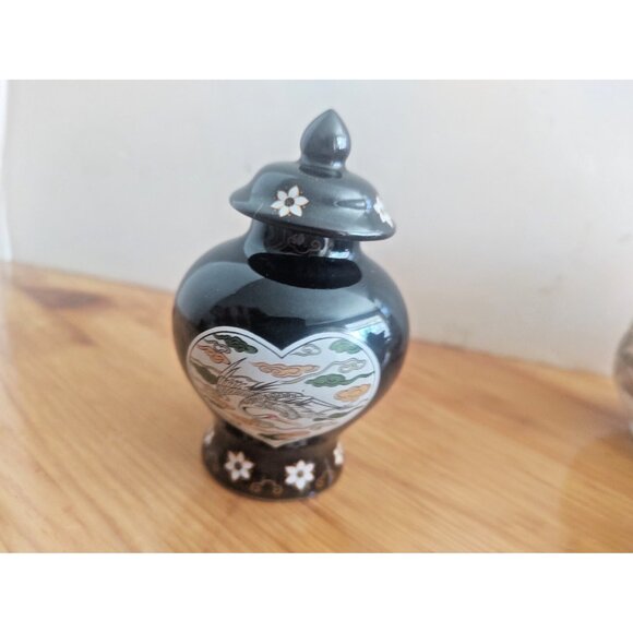 Vintage Franklin Mint Minature Japanese Bud Vases (lot of 5) - Picture 9 of 16